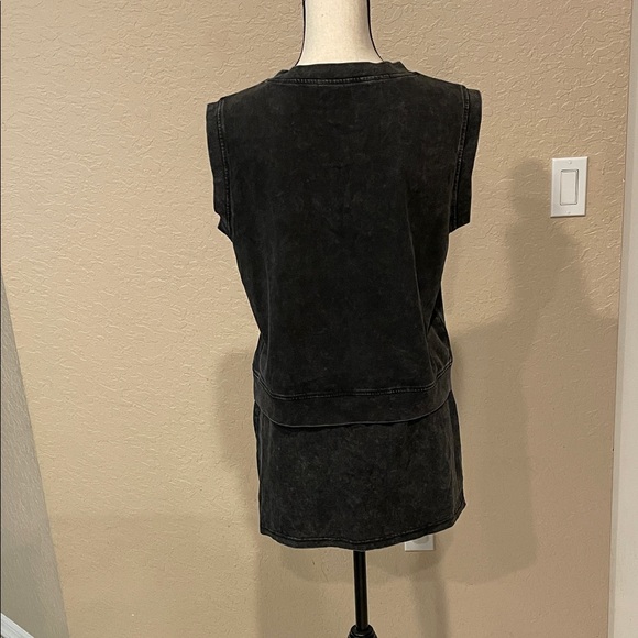 Black Sleeveless Dress with Pumpkin Design - Picture 2 of 3